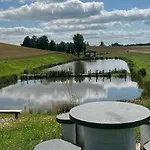 Large With A Jacuzzi On The Terrace Σπίτι διακοπών Kościerzyna